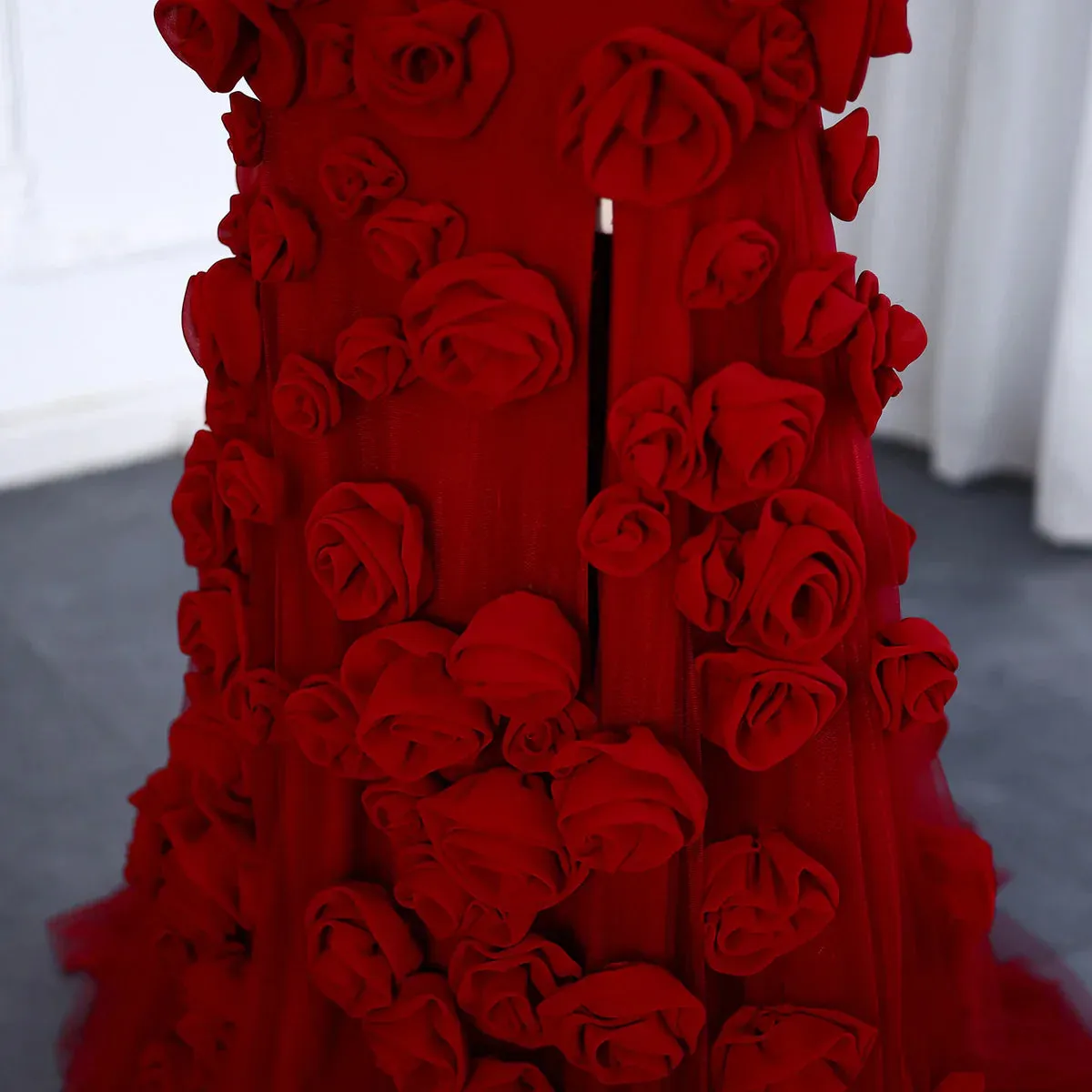 Off-the-Shoulder Charming Strapless High Slit Flower Prom Dress With Train